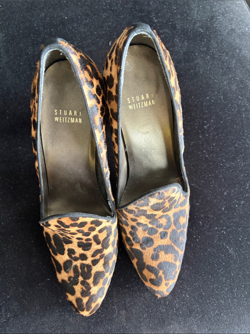 Stuart Weitzman Leopard-Print Pointed Pumps in Brown and Black 7.5